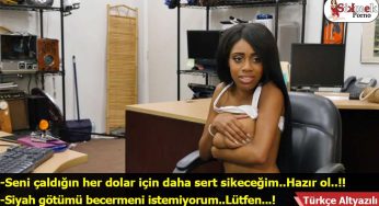 Brittney Arabayı Alırken Amcığını Kapora Olarak Veriyor